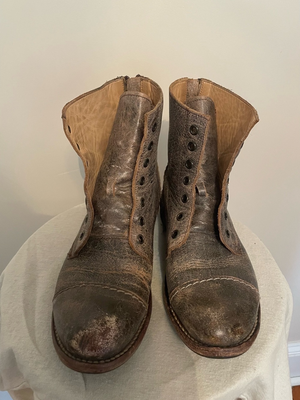 BedStu Distressed Tan Leather Ankle Boots - Picture 5 of 9